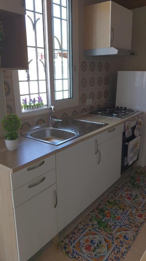 パレルモ Casa Vicino Mondelloヴィラ エクステリア 写真