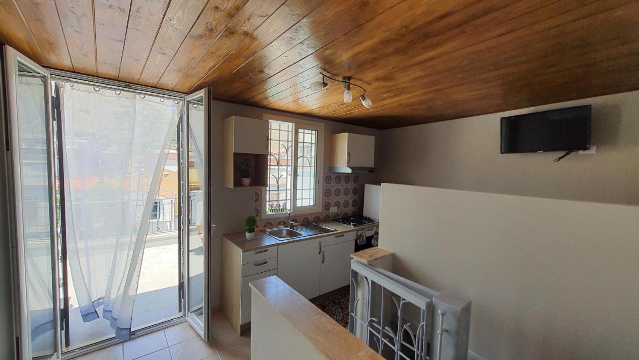 パレルモ Casa Vicino Mondelloヴィラ エクステリア 写真